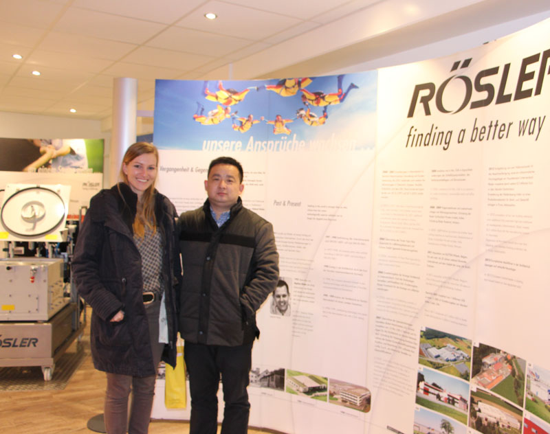 In 2014, Peng Jie took a photo when he visited the ROSLER German showroom.